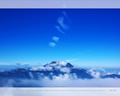 「蒼空の雲海」の高画質壁紙